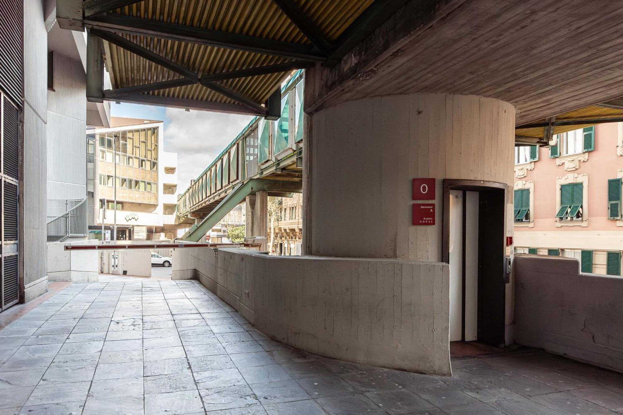 Free Parking In Luxury Suite With City View - Steps To Brignole Train Station Генуя Экстерьер фото