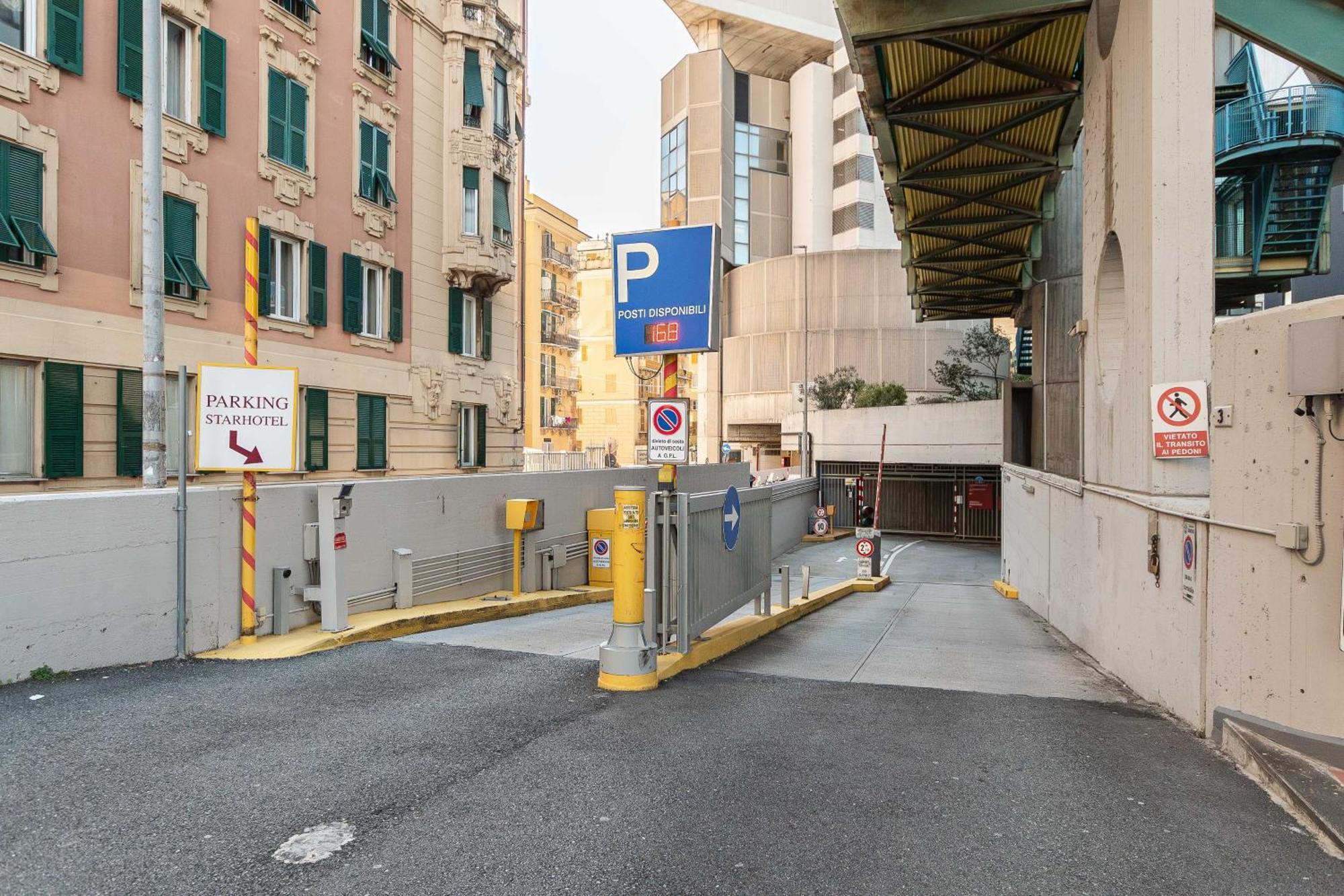 Free Parking In Luxury Suite With City View - Steps To Brignole Train Station Генуя Экстерьер фото